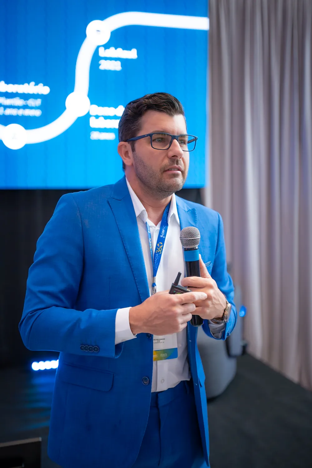 Carlos Nyander Theiss, farmacêutico-bioquímico e especialista em gestão laboratorial
